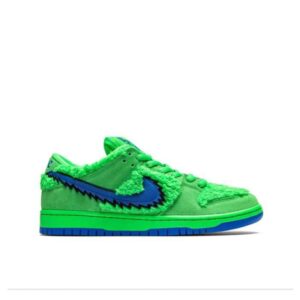 Nike SB Dunk Low x Grateful Dead