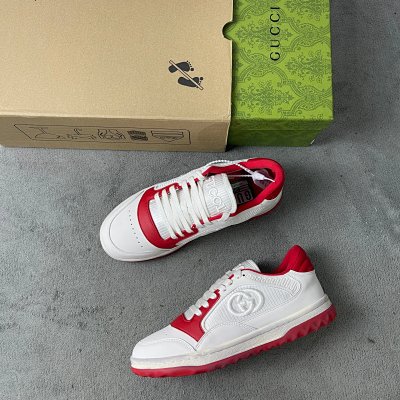 Gucci roja talla 35 liquidación