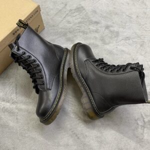 botas Dr. Martens negras de caña alta
