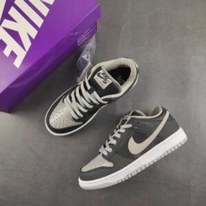 NK Dunk SB "Green Glow"