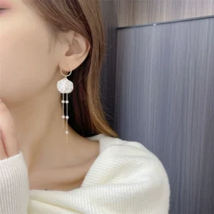 Pendientes de perlas en forma de pétalos, elegantes