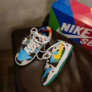 Edición limitada de helado de vaca SB Dunk.