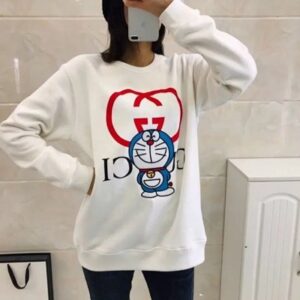 Sudadera de la colaboración GUCCI con Doraemon.