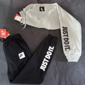 Pantalones deportivos NIKE