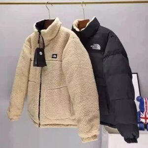 Chaqueta REVERSIBLE de borrego The North Face