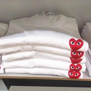 CAMISETA Comme des Garçons Play.