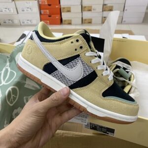 Nike Dunk Rooted in Peace  Almendra Blanco Negro