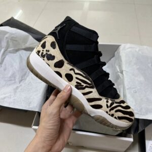 Jordan Air Jordan 11 retro "animal instinct" talla 41