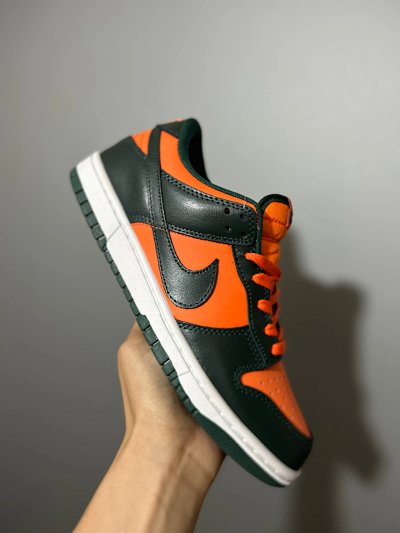 NIKE NARANJA NEGRA