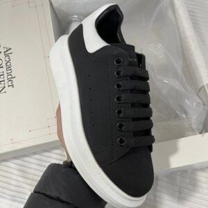 liquidacion ultimas tallas Alexander McQueen