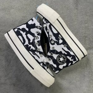 Converse alta con diseño de cebra