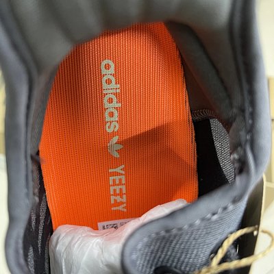 Yeezy Boost 350 V2 S2 - Imagen 3