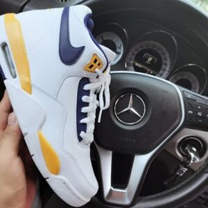 Nike Flight Legacy