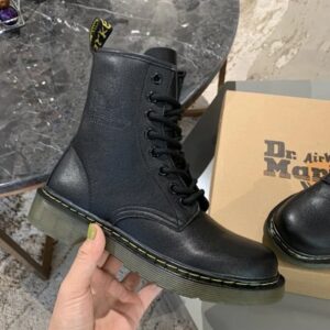 Botas altas clásicas Dr. Martens negras