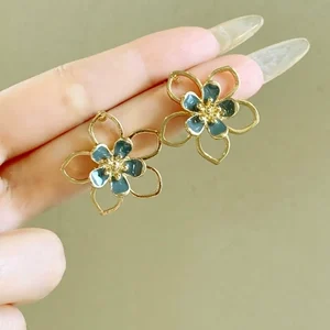 Pendientes de flores