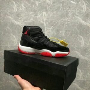 Jordan AJ11 de caña alta, modelo "Concord"