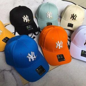 gorra de visera dura NY